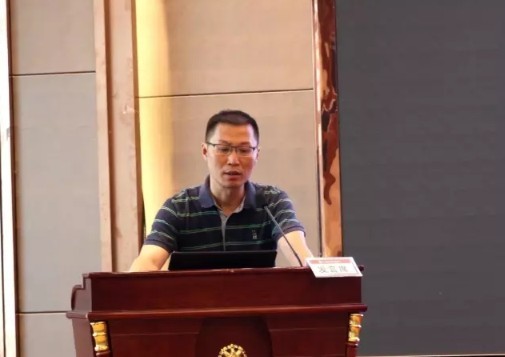 维多利亚老品牌vic(集团)官方网站