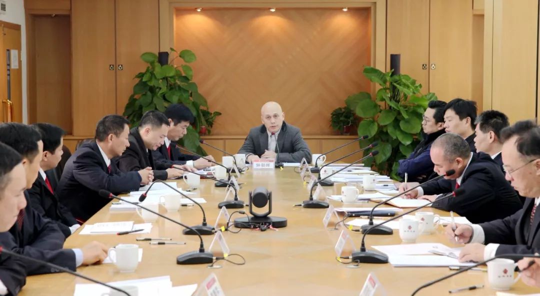 维多利亚老品牌vic(集团)官方网站