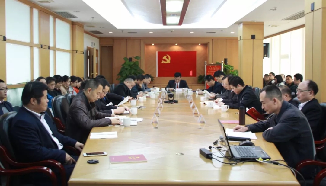 维多利亚老品牌vic(集团)官方网站