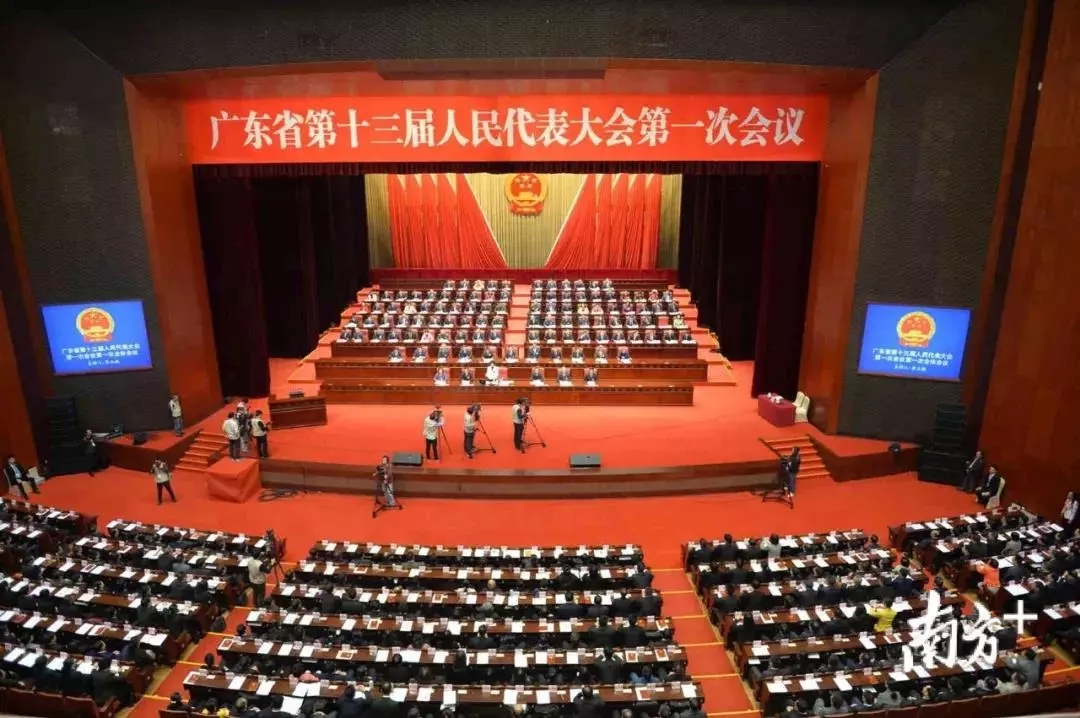 维多利亚老品牌vic(集团)官方网站