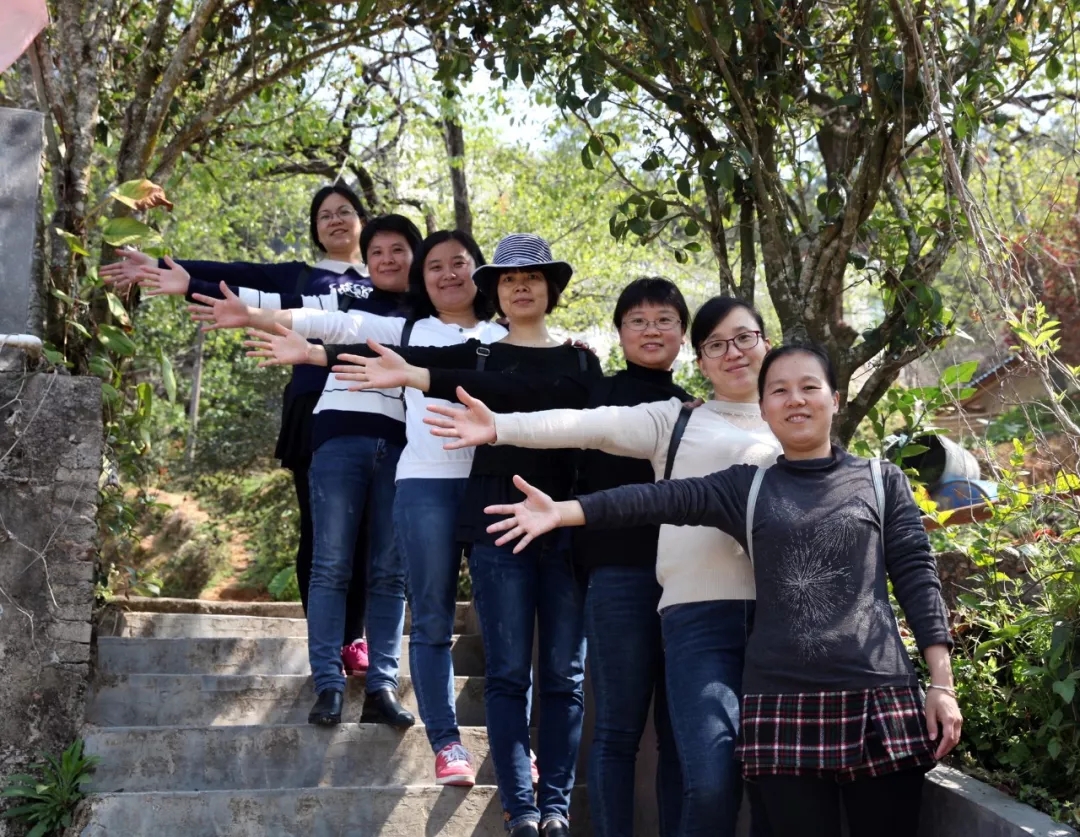 维多利亚老品牌vic(集团)官方网站