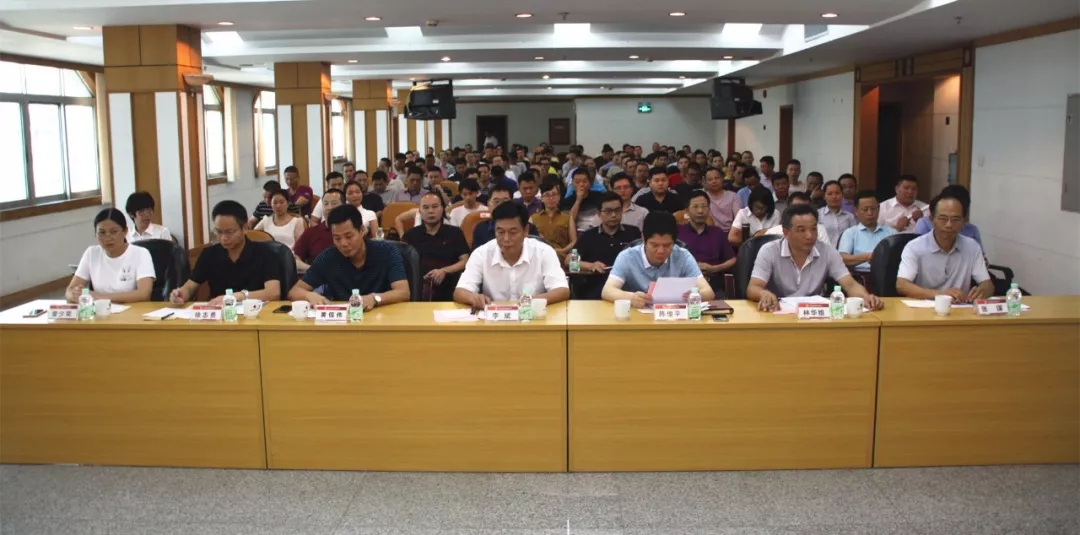 维多利亚老品牌vic(集团)官方网站