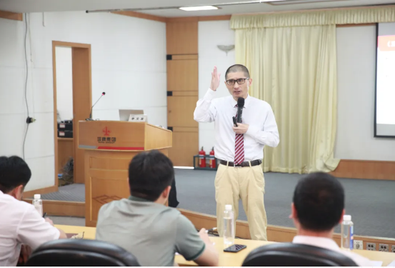 维多利亚老品牌vic(集团)官方网站