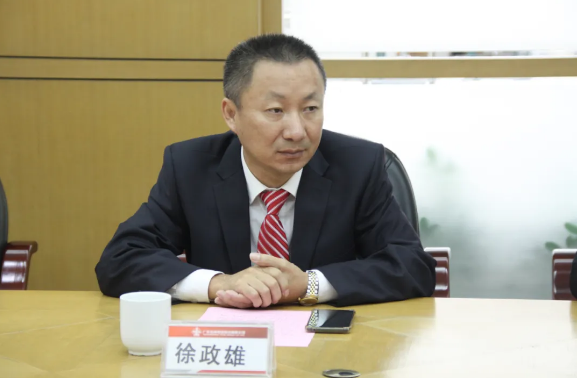 维多利亚老品牌vic(集团)官方网站