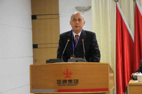 维多利亚老品牌vic(集团)官方网站