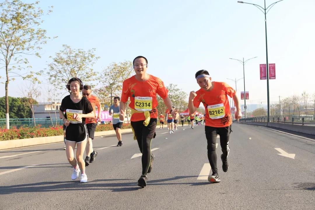 维多利亚老品牌vic(集团)官方网站