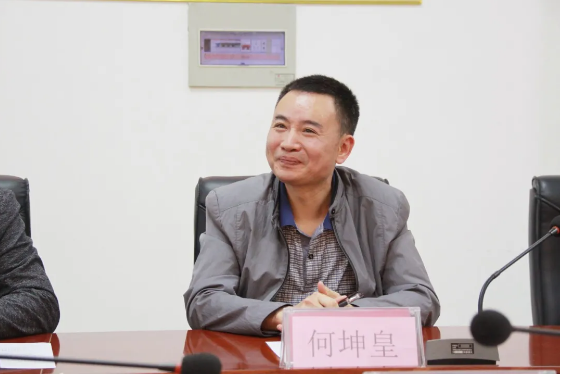 维多利亚老品牌vic(集团)官方网站