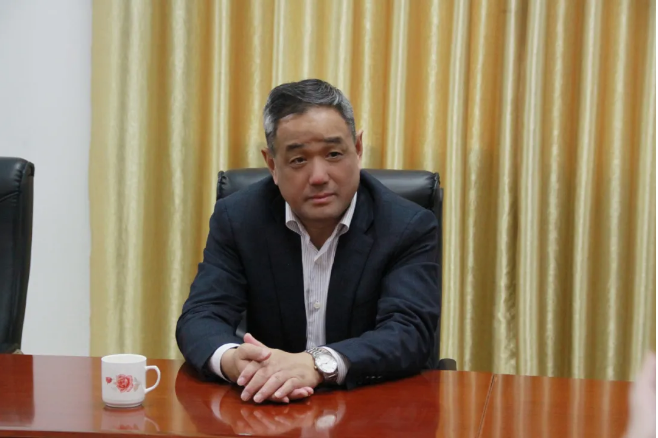 维多利亚老品牌vic(集团)官方网站