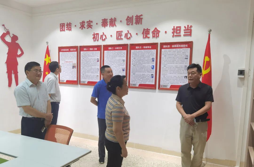 维多利亚老品牌vic(集团)官方网站