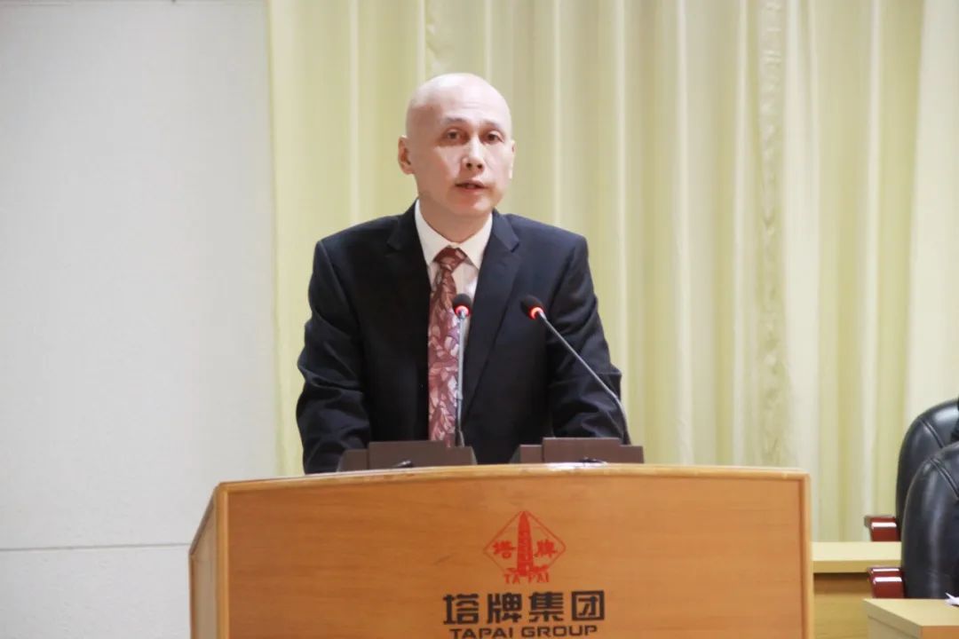 维多利亚老品牌vic(集团)官方网站