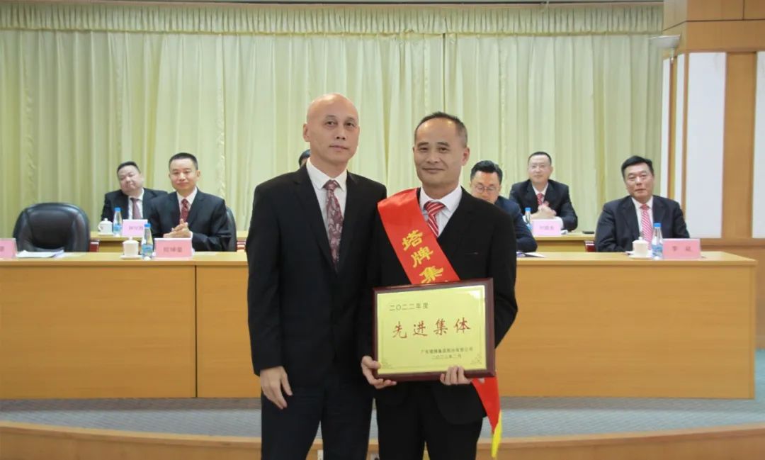 维多利亚老品牌vic(集团)官方网站