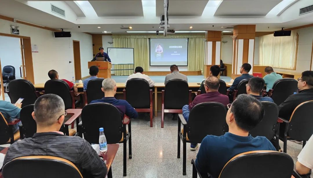 维多利亚老品牌vic(集团)官方网站