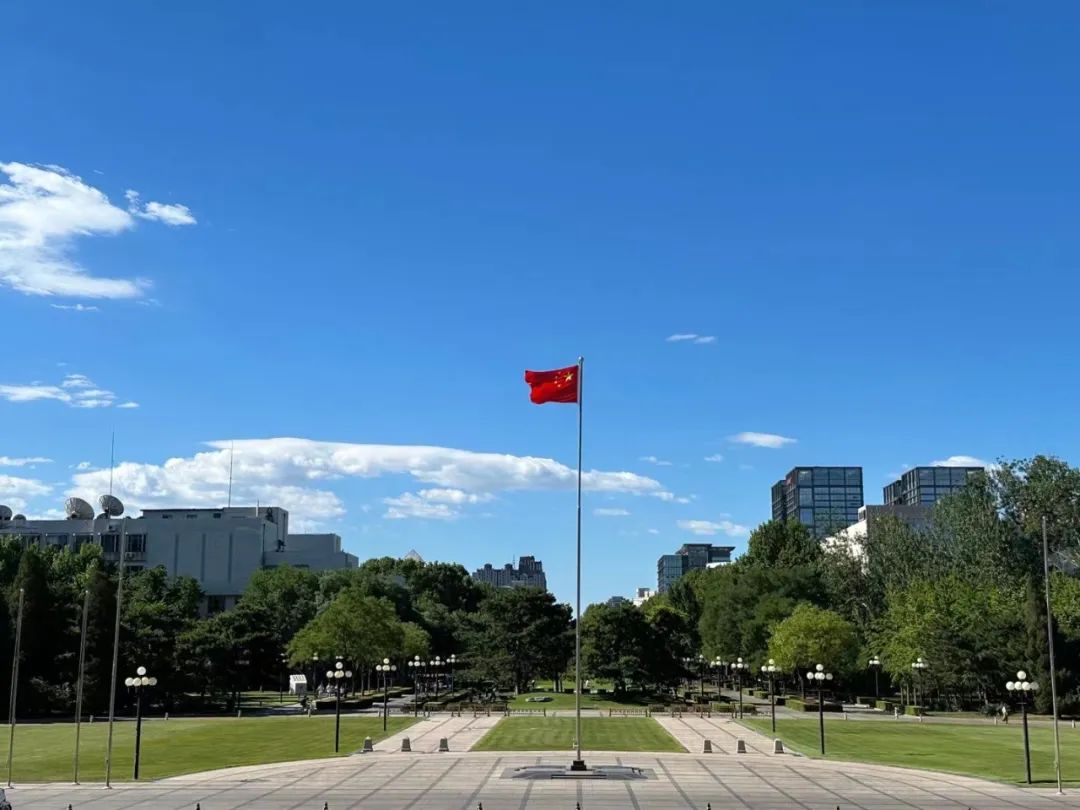 维多利亚老品牌vic(集团)官方网站