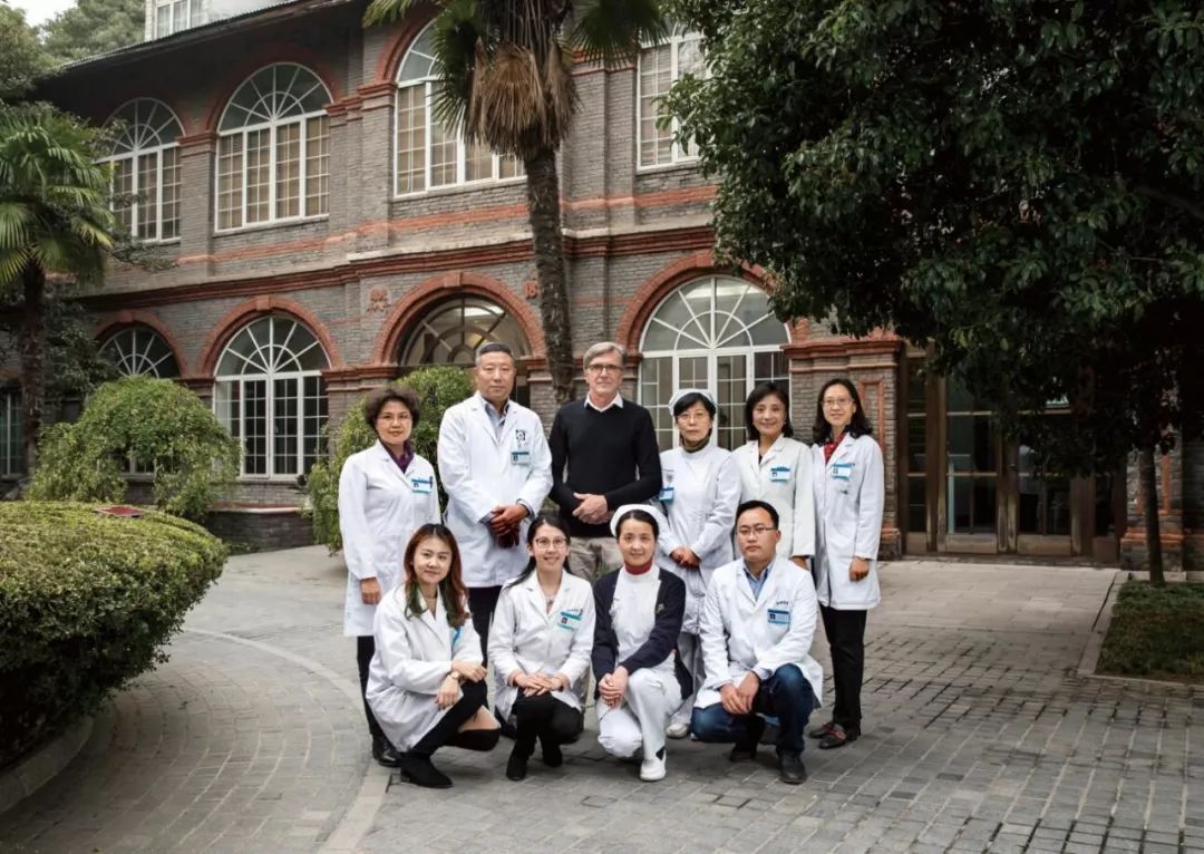 维多利亚老品牌vic(集团)官方网站