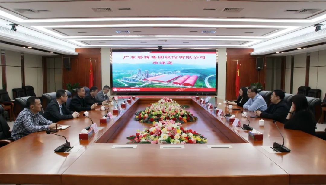 维多利亚老品牌vic(集团)官方网站