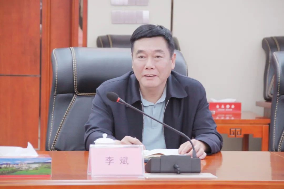 维多利亚老品牌vic(集团)官方网站